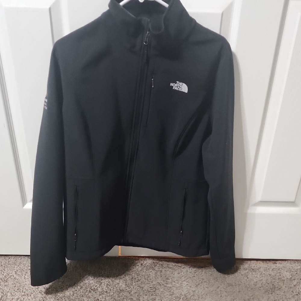 The North Face Men's Black Performance Jacket